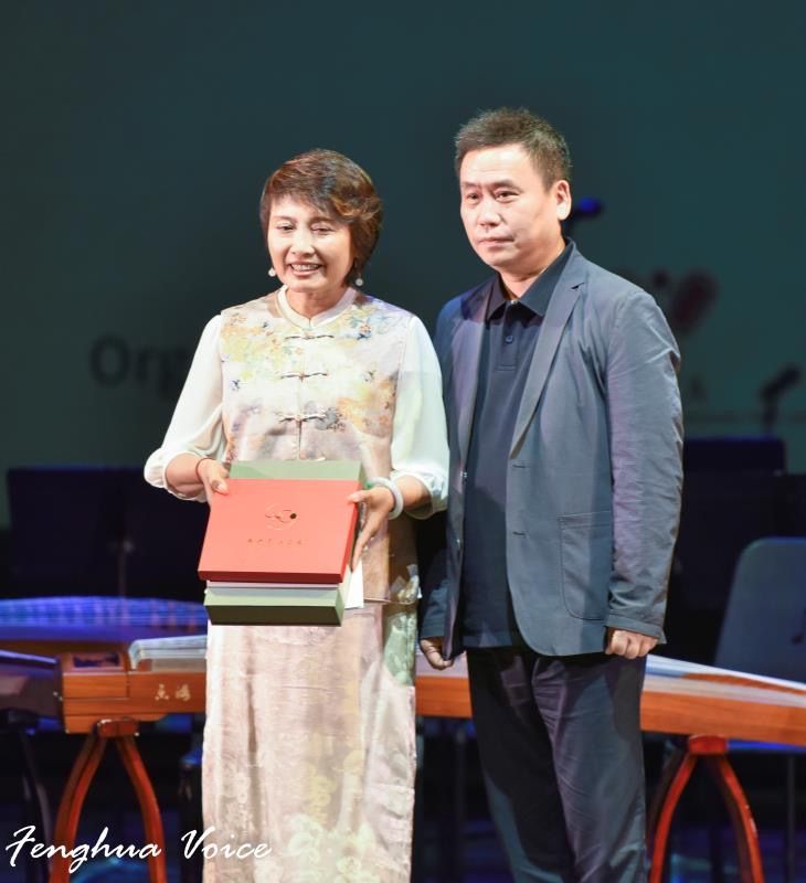 演出现场
